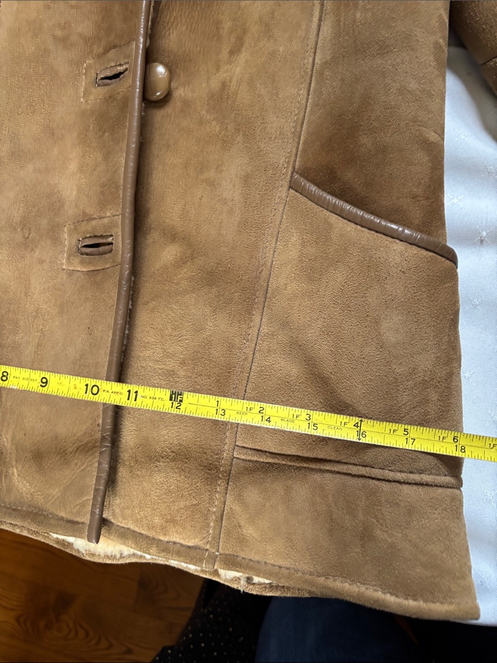 Vintage Australian sheepskin coat - Picture 14 of 16